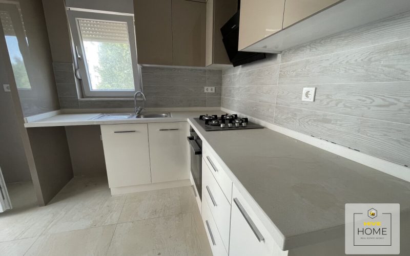 IMG_1776 Park Residence 2